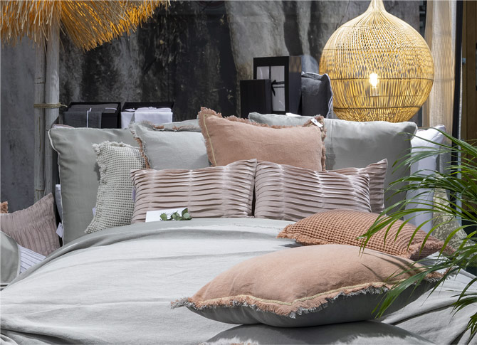 Home Linen © Alexis Narodetsky