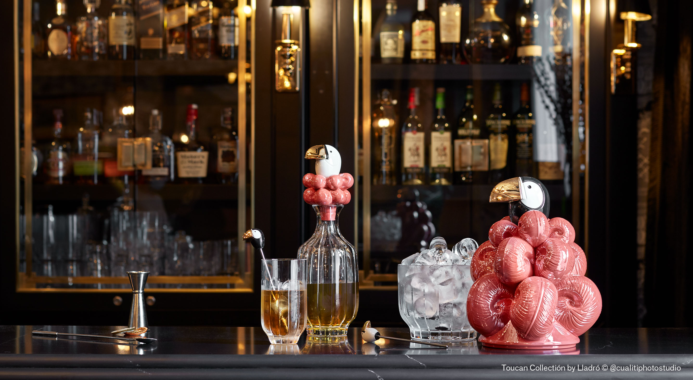 « Nouveaux luxes » Thème d’inspiration Maison&Objet Jan. 2022 / “New Luxury” Maison&Objet Inspiration Theme - Jan. 2022 - Deco Trends - Maison&Objet -  Toucan Collectión by Lladró © @cualitiphotostudio